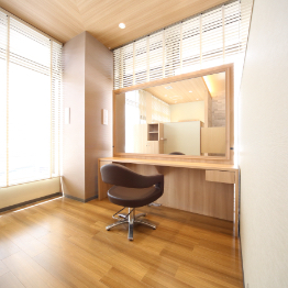 個室美容室ディアローグ 戸塚イースト店