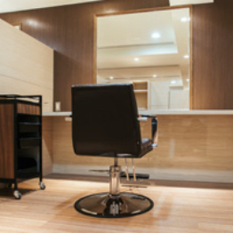 個室美容室ディアローグ PREMIUM店